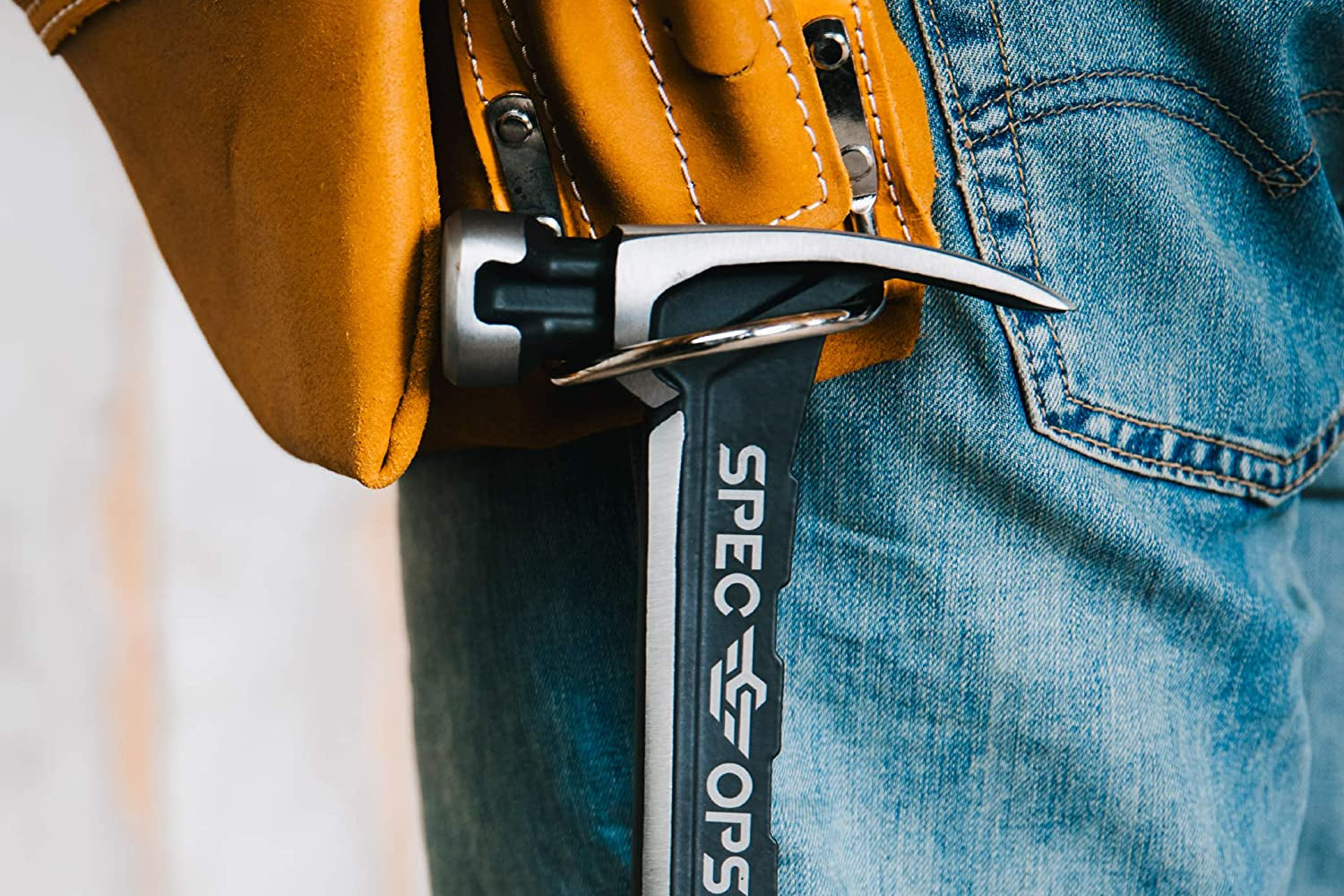 20 Oz Rip Claw Hammer, Shock-Absorbing Grip